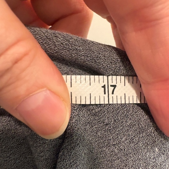 North face Women’s hiking tee - Picture 4 of 6